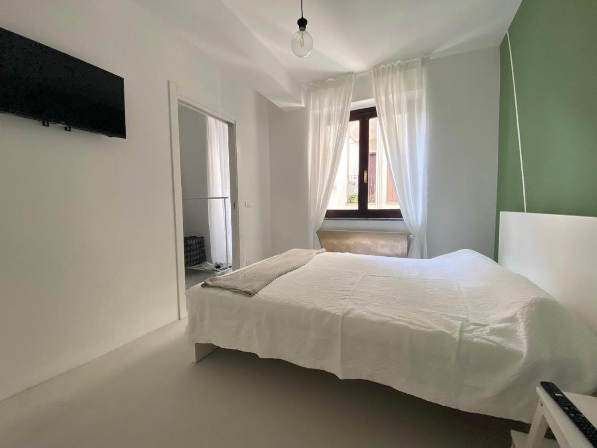 Lovingstresa 2 Brand New Apartment Esterno foto